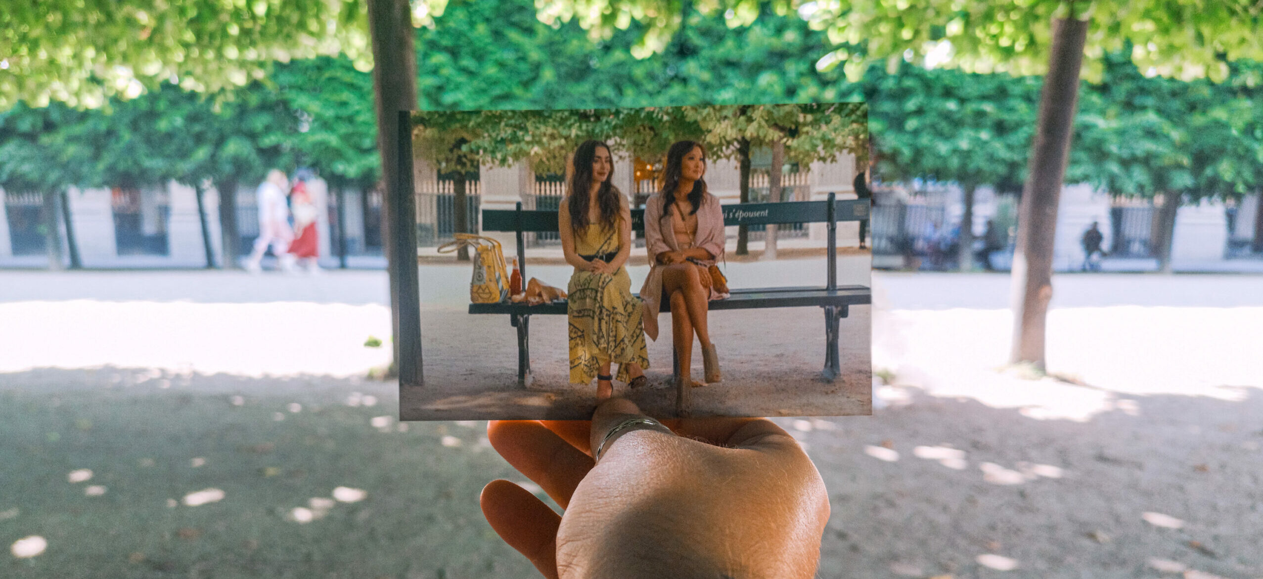 Emily in Paris Jardin Palais Royal